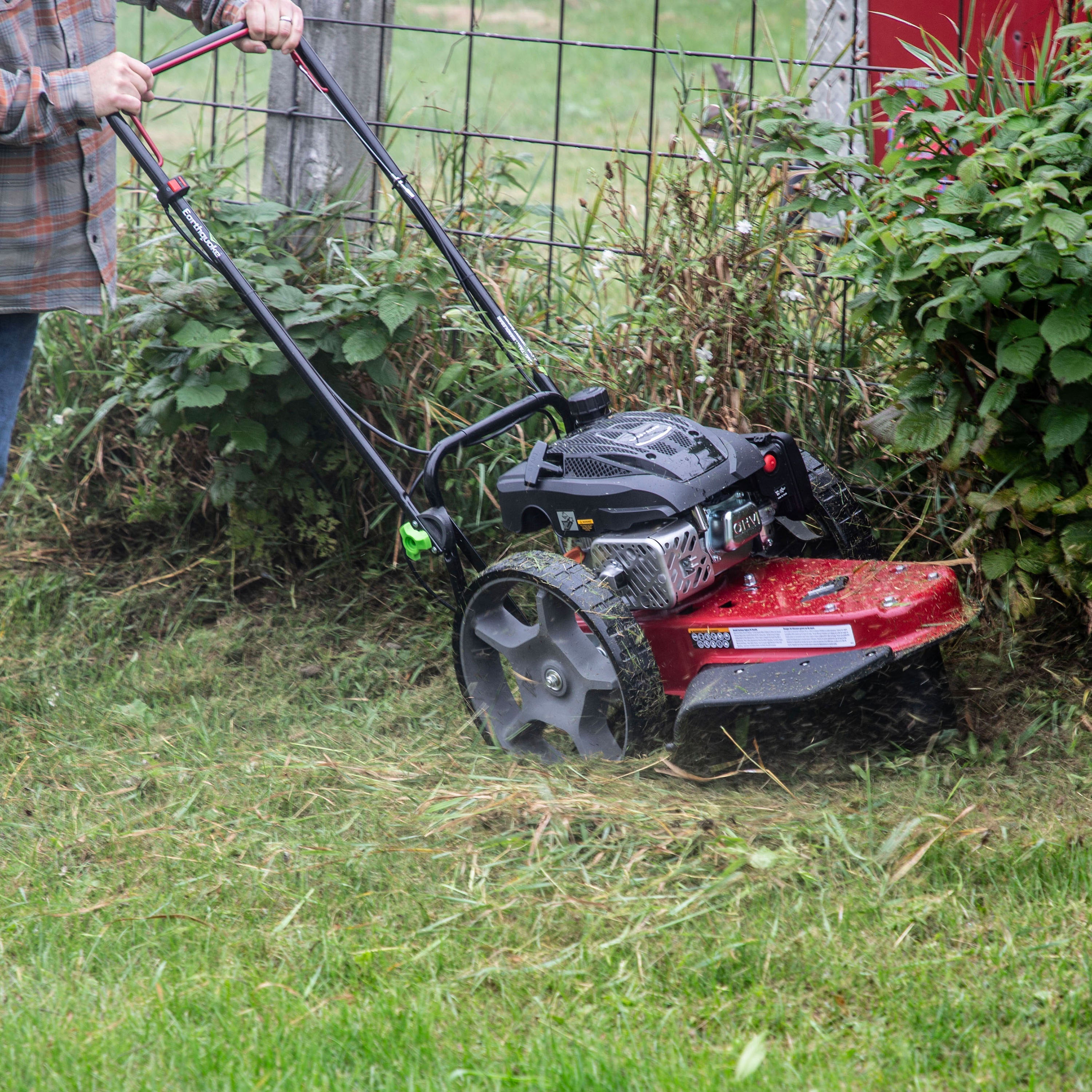 Benefits of a String Mower