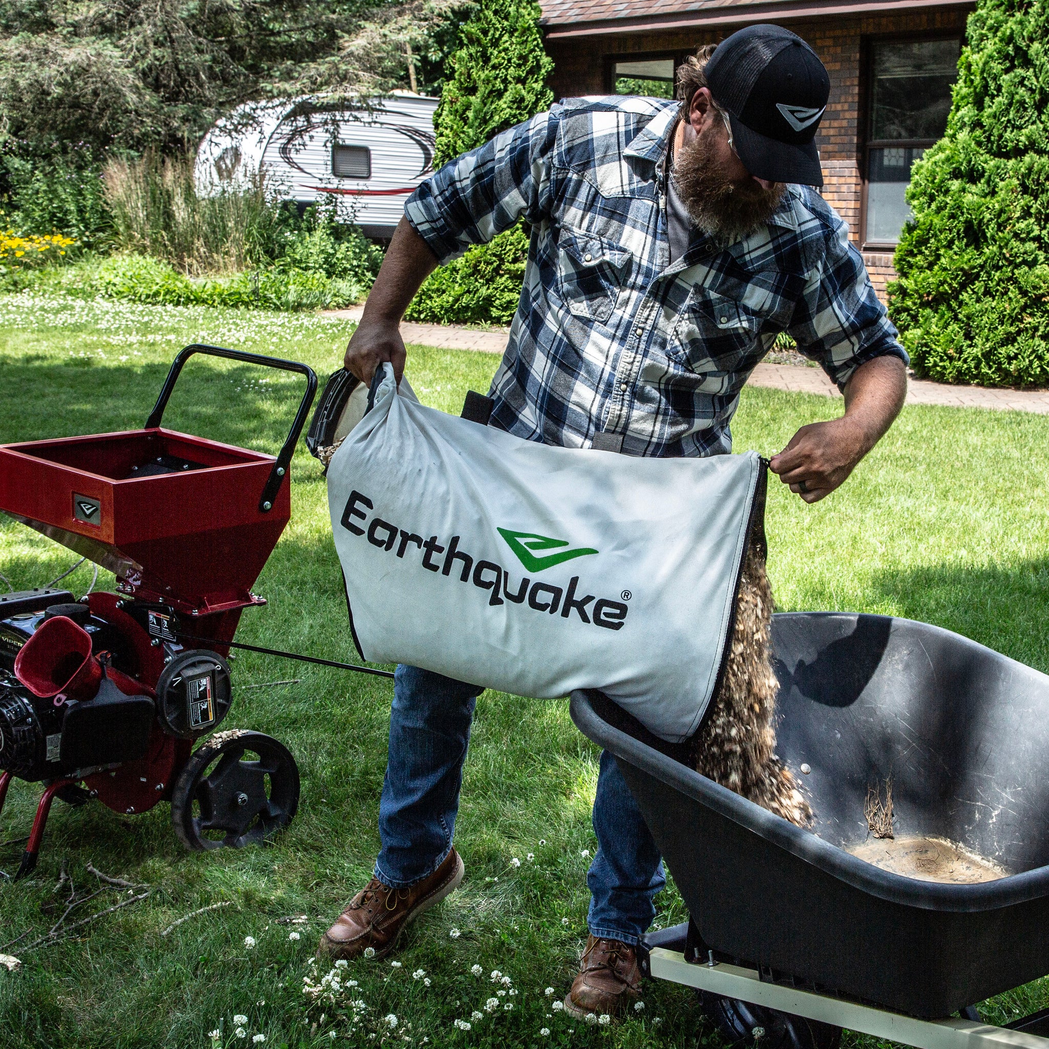 K32 Chipper Shredder (212cc) - Earthquake Outdoor Power Equipment, image size:2048x2048